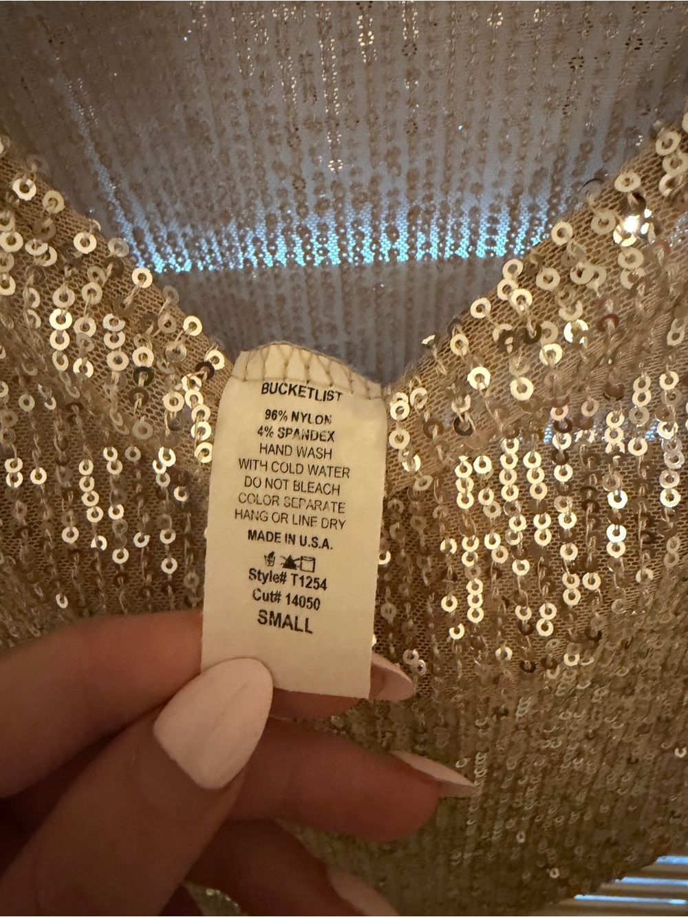 BUCKETLIST Gold Sequin Sleeveless Top - Picture 2 of 3